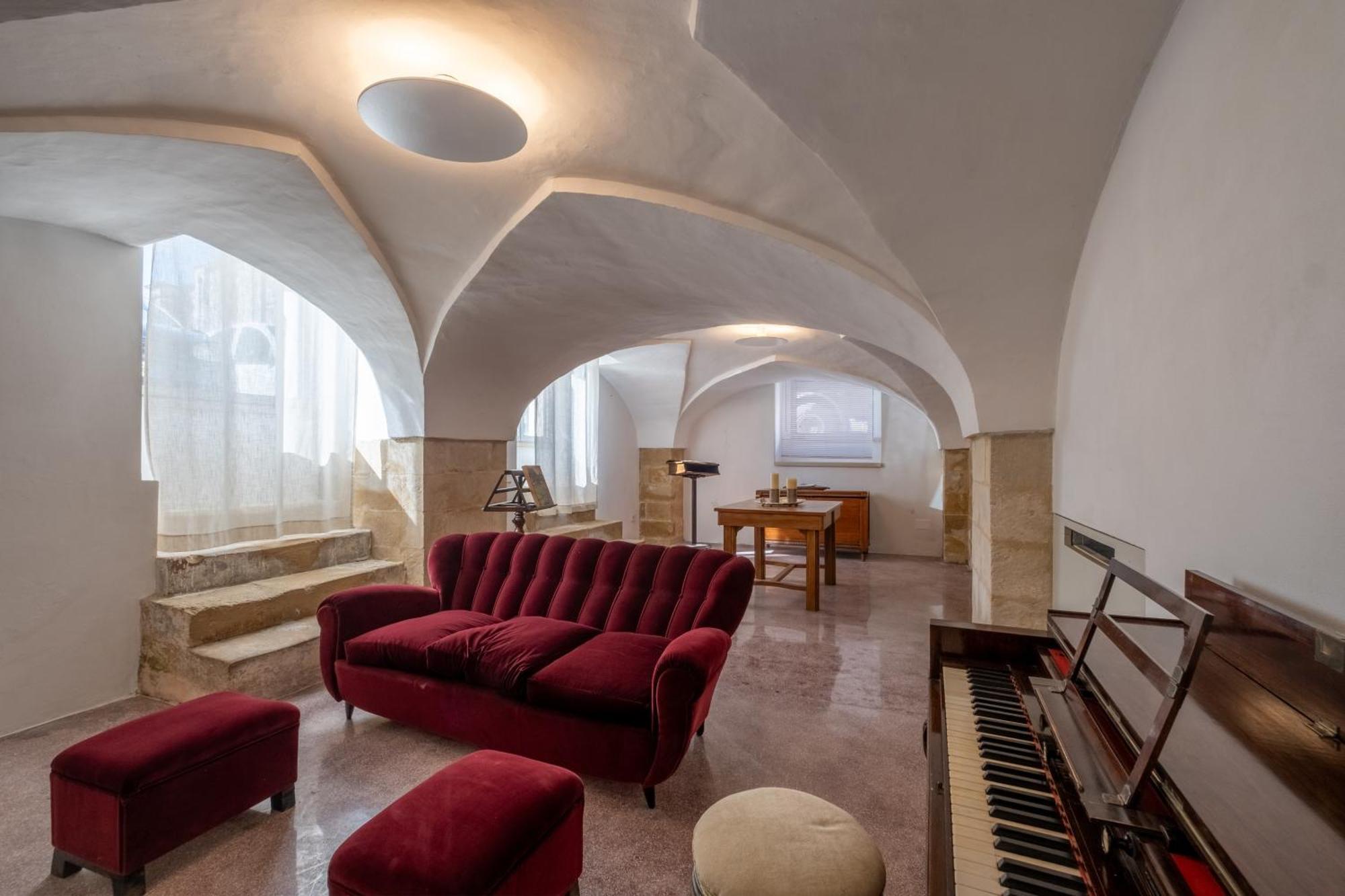 Dimora Del Vescovo Art Boutique Hotel Minervino di Lecce Luaran gambar
