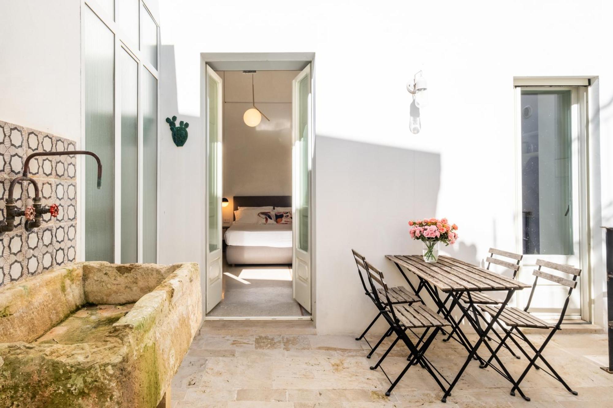 Dimora Del Vescovo Art Boutique Hotel Minervino di Lecce Luaran gambar