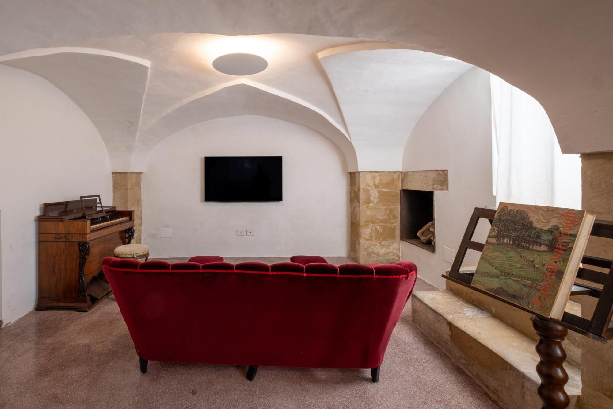 Dimora Del Vescovo Art Boutique Hotel Minervino di Lecce Luaran gambar
