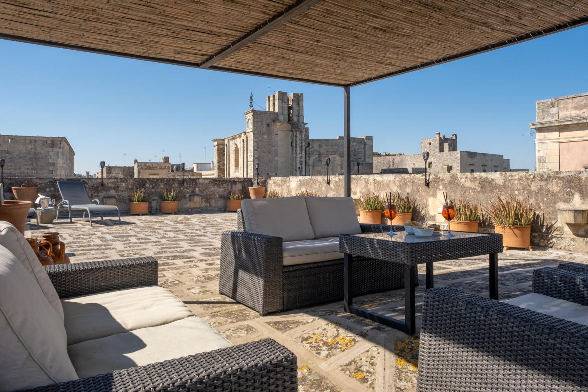 Dimora Del Vescovo Art Boutique Hotel Minervino di Lecce Luaran gambar